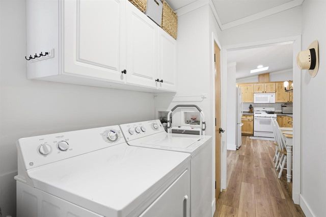 1008 Gem Avenue, Wisconsin Dells, WI 53965