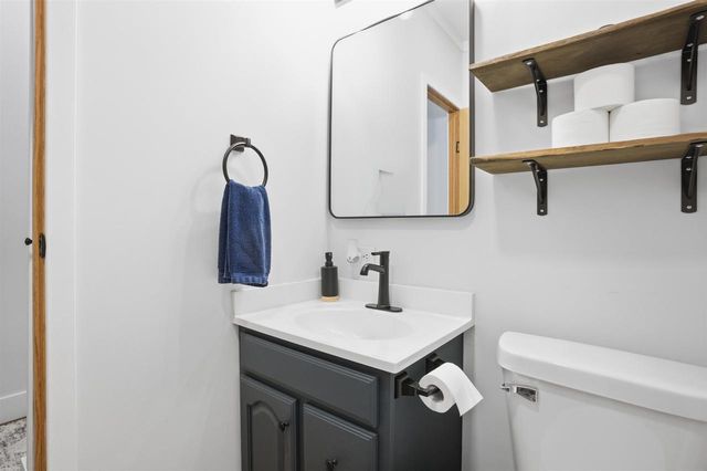 1008 Gem Avenue, Wisconsin Dells, WI 53965