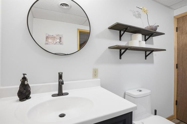 1008 Gem Avenue, Wisconsin Dells, WI 53965