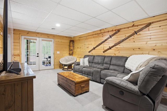 1008 Gem Avenue, Wisconsin Dells, WI 53965