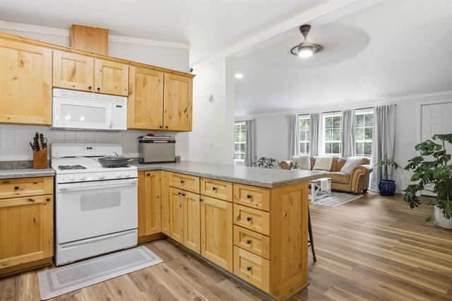 1008 Gem Avenue, Wisconsin Dells, WI 53965