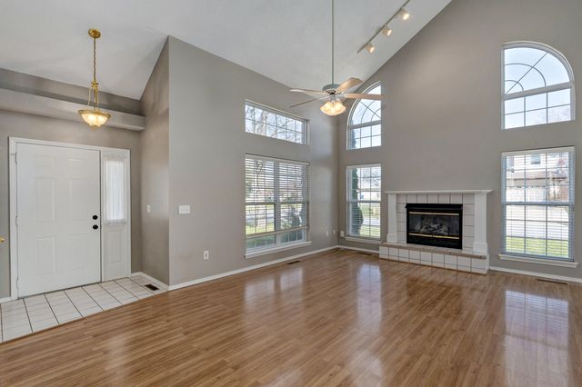 804 S Jonathan Avenue, Springfield, MO 65802