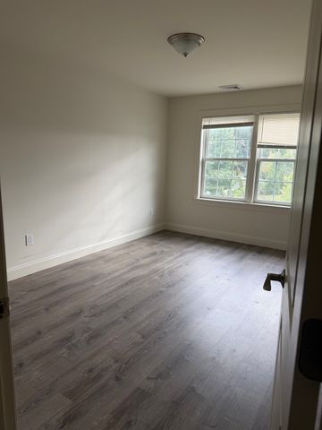 55 Everit Ave A, Framingham, MA 01701