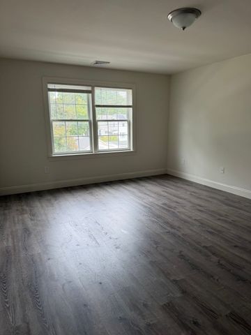 55 Everit Ave A, Framingham, MA 01701