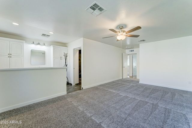 1938 E GREENWAY Drive, Tempe, AZ 85282