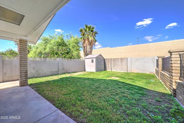 1938 E GREENWAY Drive, Tempe, AZ 85282