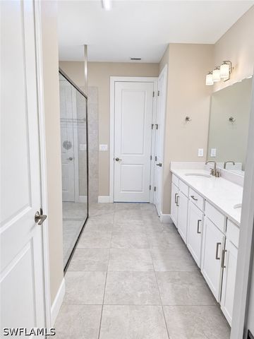 133 SW 33rd PL, Cape Coral, FL 33991