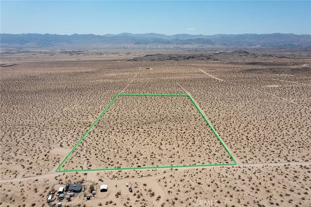 6789 La Brisa Drive, Joshua Tree, CA 92252
