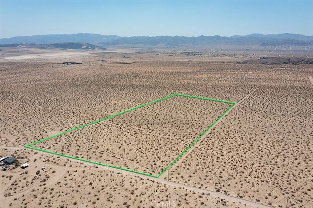 6789 La Brisa Drive, Joshua Tree, CA 92252