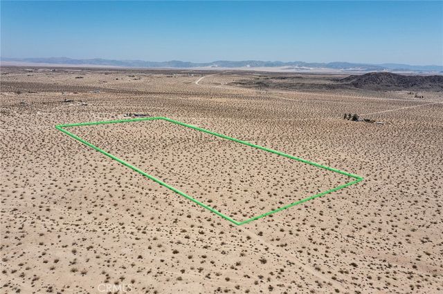 6789 La Brisa Drive, Joshua Tree, CA 92252