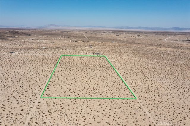 6789 La Brisa Drive, Joshua Tree, CA 92252
