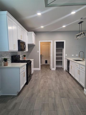 9734 Vanessa Glen Court, Houston, TX 77044