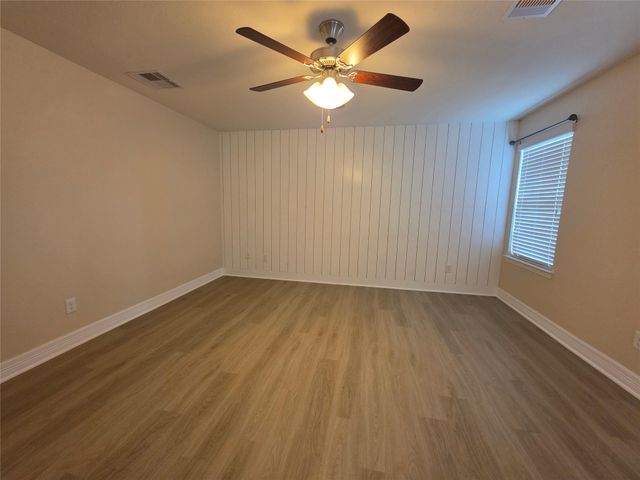 9734 Vanessa Glen Court, Houston, TX 77044