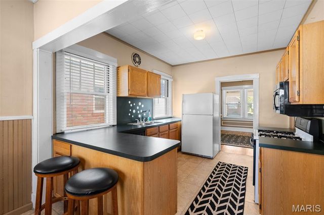 6627 Arsenal Street, St Louis, MO 63139