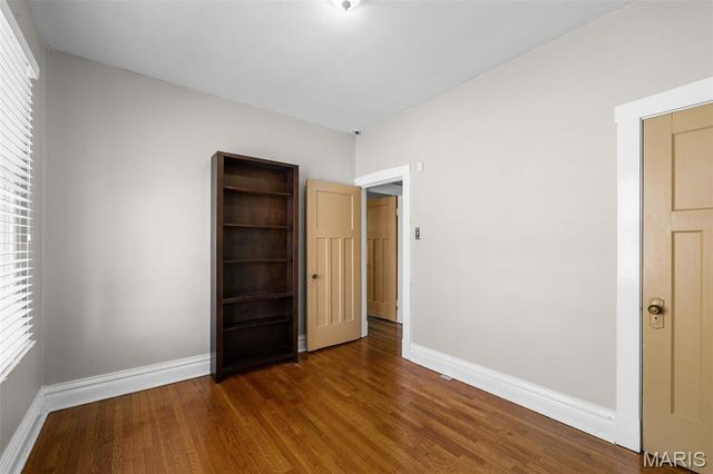 6627 Arsenal Street, St Louis, MO 63139