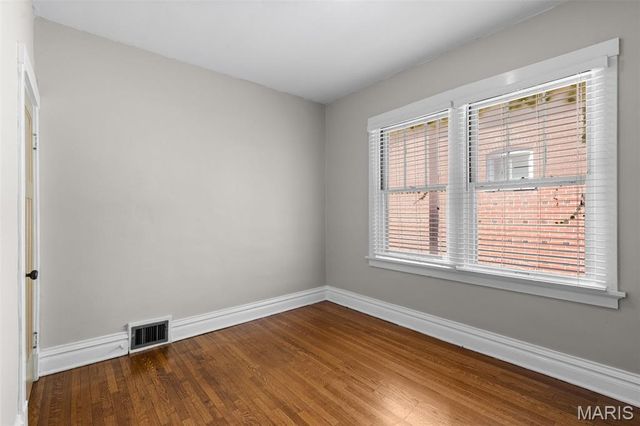 6627 Arsenal Street, St Louis, MO 63139