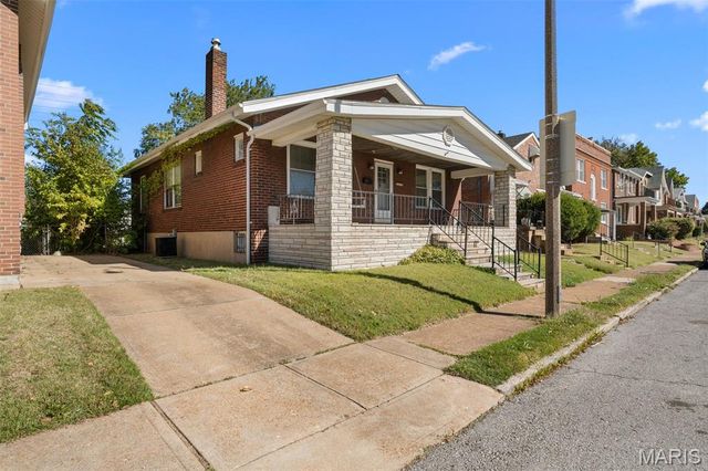 6627 Arsenal Street, St Louis, MO 63139