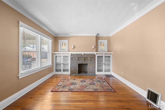 6627 Arsenal Street, St Louis, MO 63139