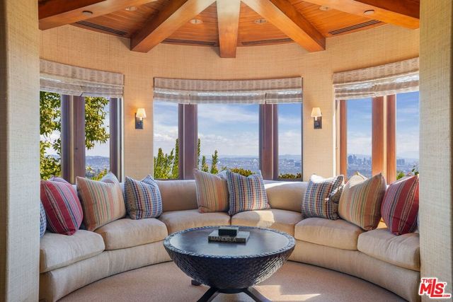 1101 Bel Air Place, Los Angeles, CA 90077