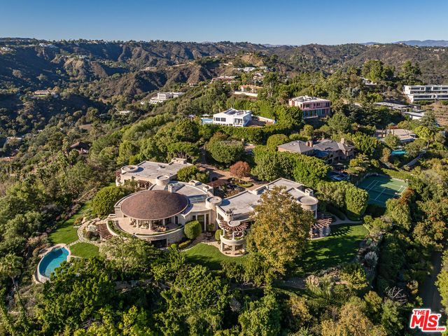 1101 Bel Air Place, Los Angeles, CA 90077