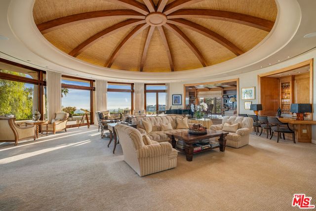 1101 Bel Air Place, Los Angeles, CA 90077