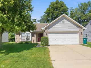 1266 Auburn Drive, Brownsburg, IN 46112