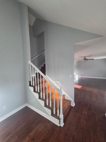 120 Chaucer Dr, Gaffney, SC 29341