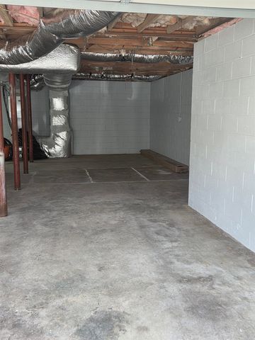 120 Chaucer Dr, Gaffney, SC 29341