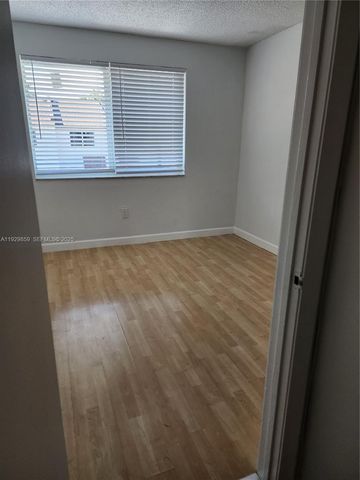 401 SW 109th Ave 24, Sweetwater, FL 33174