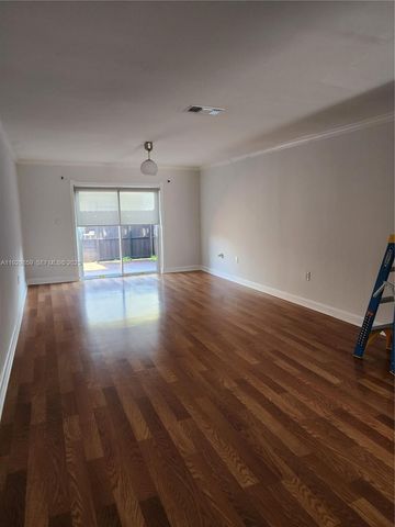 401 SW 109th Ave 24, Sweetwater, FL 33174