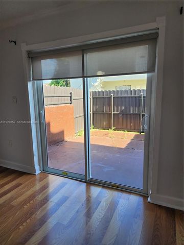 401 SW 109th Ave 24, Sweetwater, FL 33174