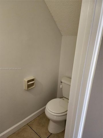 401 SW 109th Ave 24, Sweetwater, FL 33174