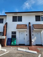 401 SW 109th Ave 24, Sweetwater, FL 33174