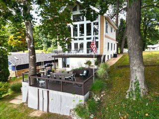 93810 Lake Court, Keeler Twp, MI 49047