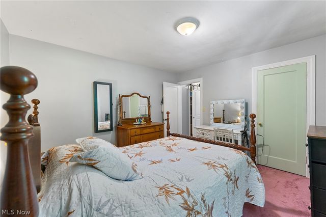 10901 Main Street, New Middletown, OH 44442