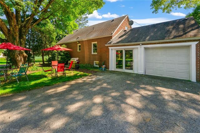 10901 Main Street, New Middletown, OH 44442