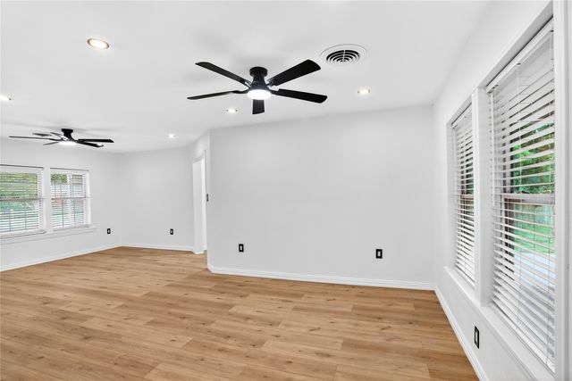 320 N 4th Street, Princeton, TX 75407