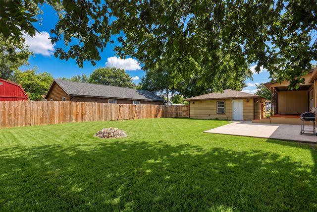 320 N 4th Street, Princeton, TX 75407