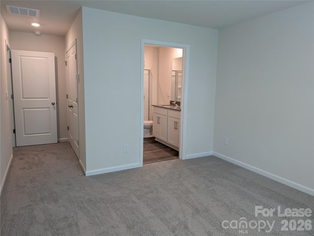 5132 Hyrule Drive, Charlotte, NC 28262