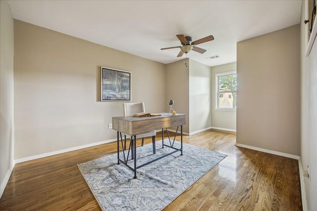 9813 Pine Lake Drive Drive, Houston, TX 77055