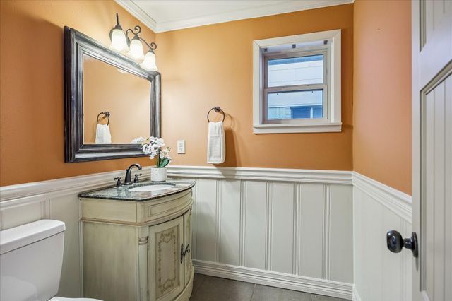 9813 Pine Lake Drive Drive, Houston, TX 77055