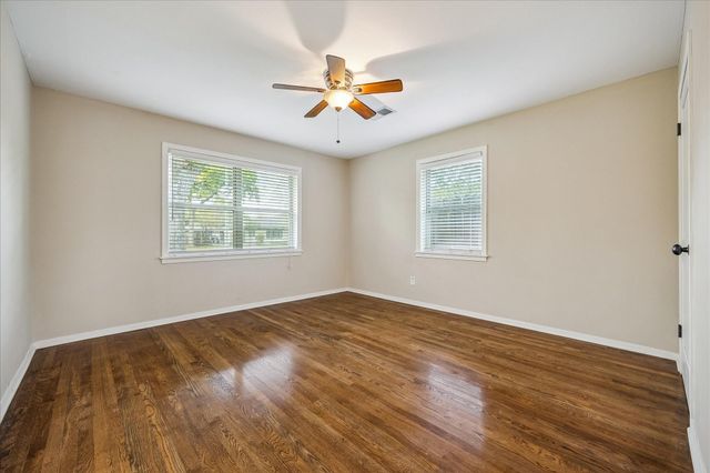 9813 Pine Lake Drive Drive, Houston, TX 77055