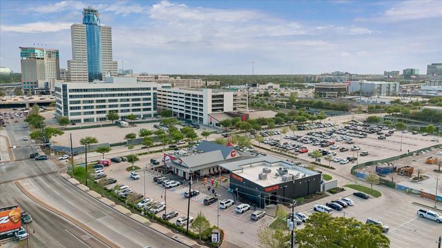 9813 Pine Lake Drive Drive, Houston, TX 77055