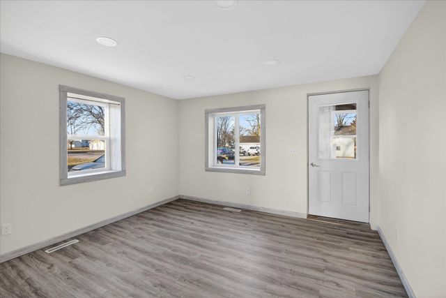 711 Rockingham Avenue, Alma, MI 48801