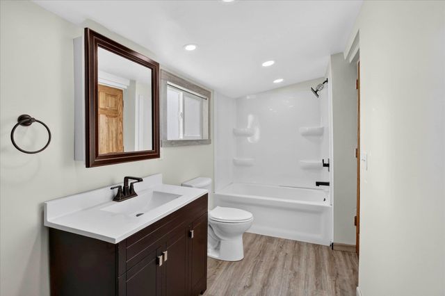 711 Rockingham Avenue, Alma, MI 48801