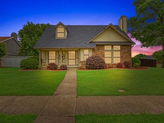 3502 Willowood Drive, Garland, TX 75040