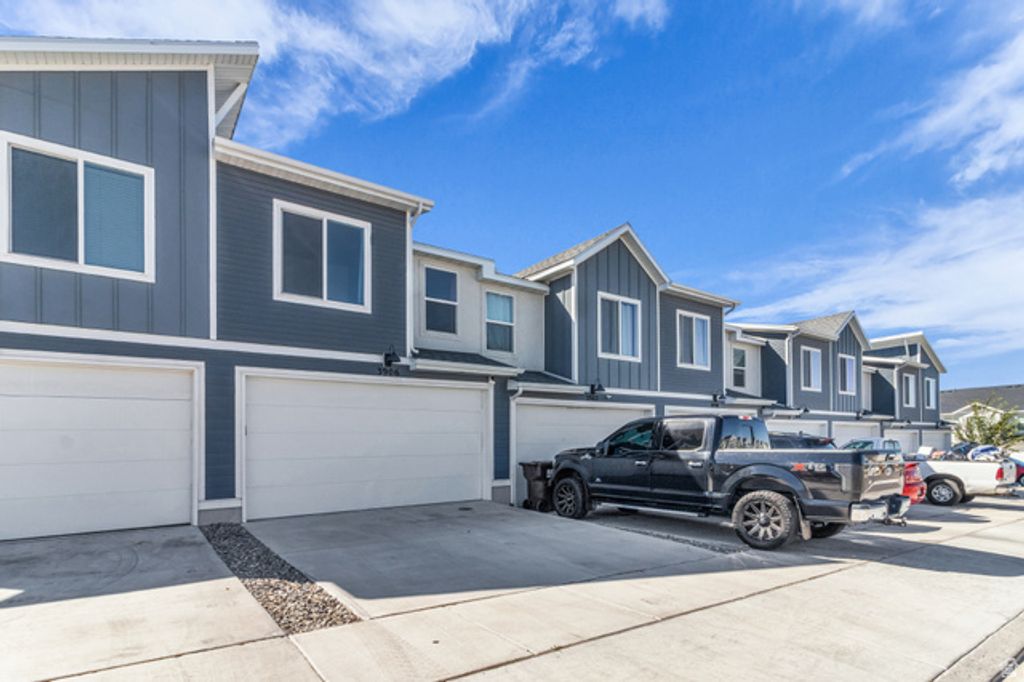 3906 S BOWIE DR, Magna, UT 84044 — photo 3