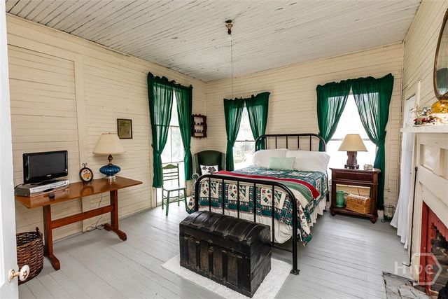 225 Oconee Avenue, Meldrim, GA 31318