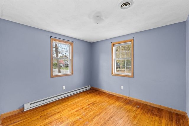 115 Lothrop St, Taunton, MA 02780