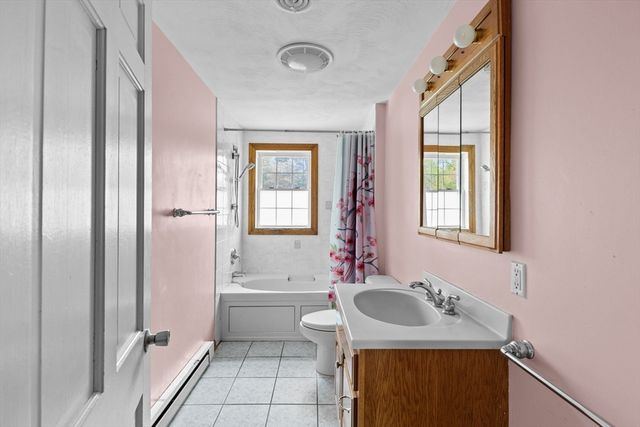 115 Lothrop St, Taunton, MA 02780